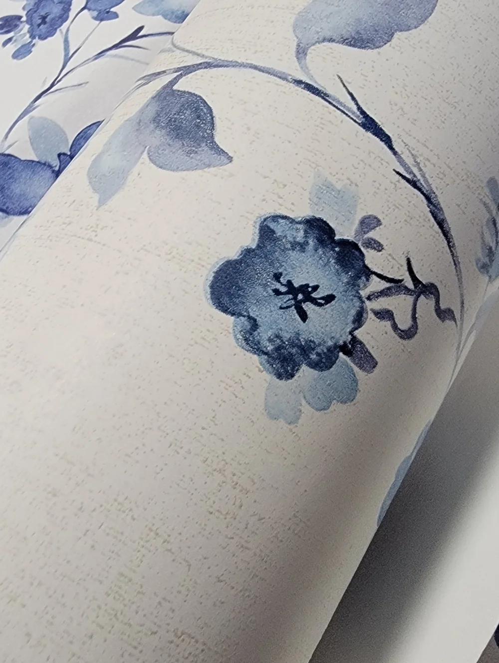 Wallpaper Cyrus Blue Watercolor Floral Farmhouse Cottage
